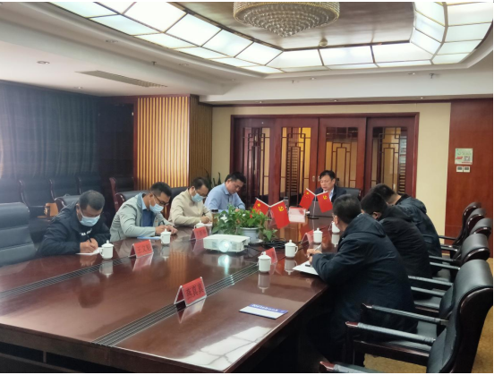 兗州中材黨委委員、副總經(jīng)理顏景祥到河南片區(qū)黨支部講授專題黨課